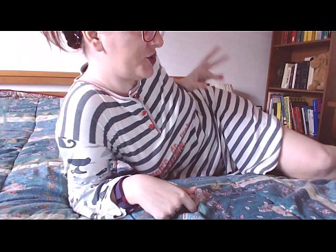 ❤️ هيءُ وڏو ڪارو ڪڪڙ پنهنجي وات ۾ وٺ، ننڍي ٻانهن ❤  تي sd.com-pornzog.ru